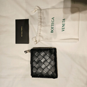 보테가베네타 인트레치아토 반지갑