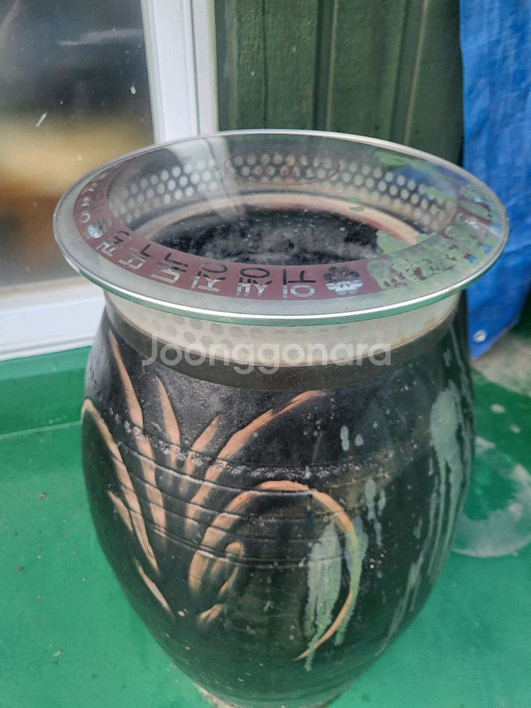 대형 항아리 3개 ,중형항아리2--1