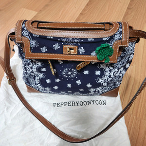 페퍼윤윤 마이k+페이즐리커버