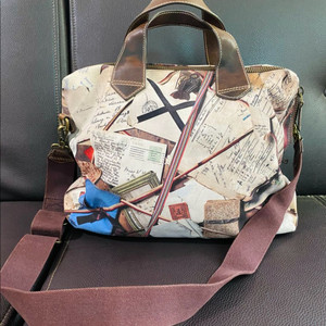 폴스미스 한정판 가방팝니다