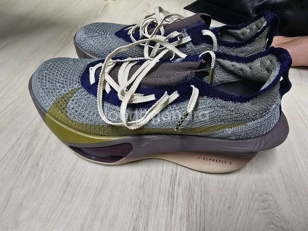 나이키 알파플라이3. 275--1