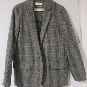 이자벨 마랑 에뜨왈 샤를리