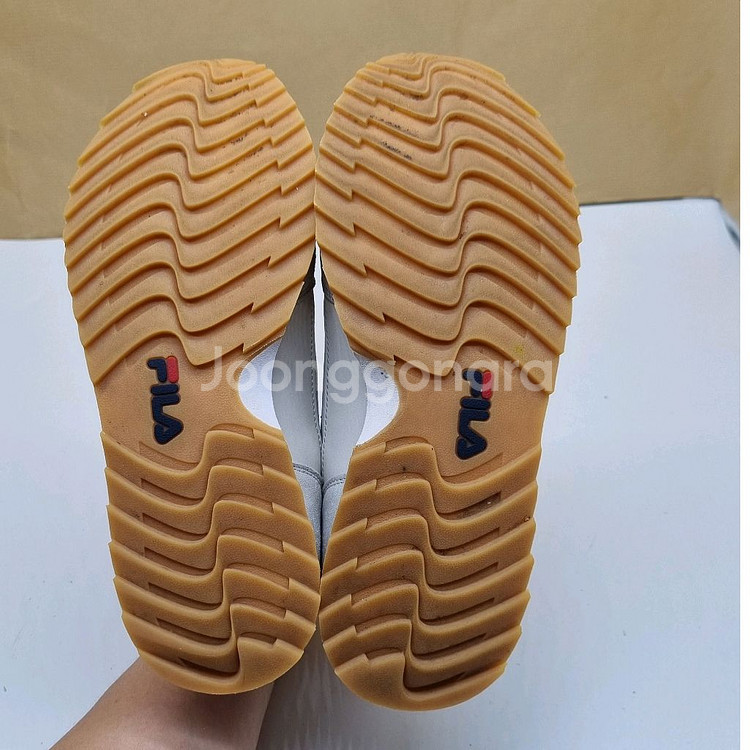 휠라 데일리조거 여성운동화235--4