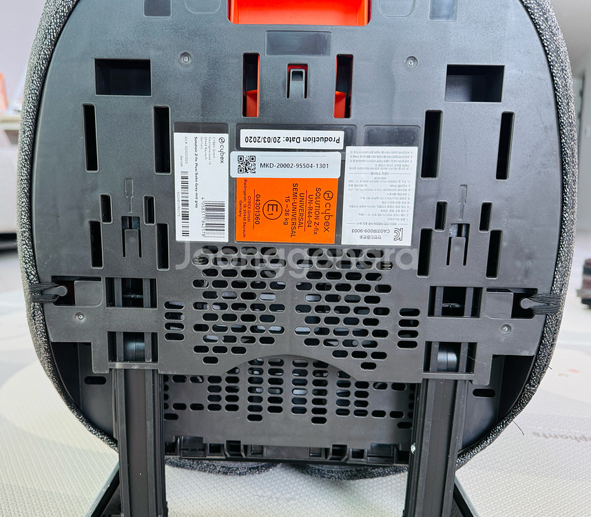 싸이벡스 주니어 카시트, 브리카 보호매트(대전)--1