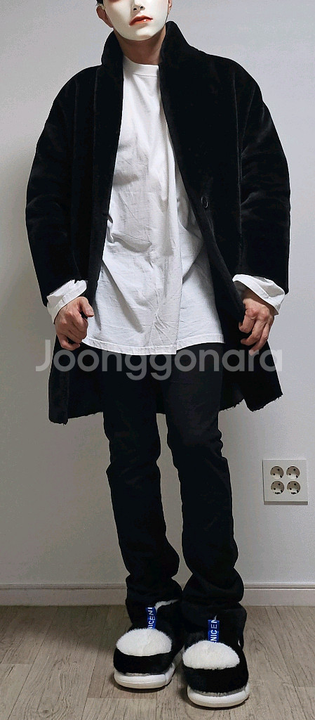 롱 무스탕 코트--0