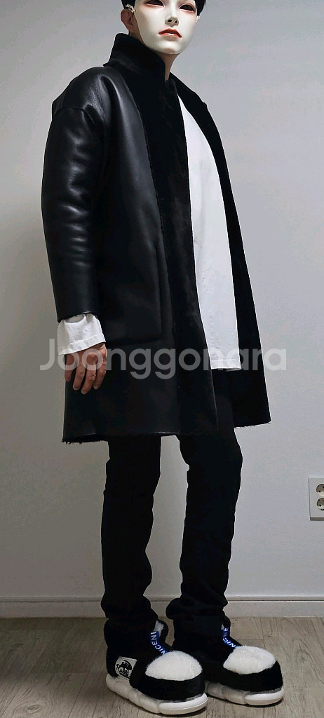 롱 무스탕 코트--7