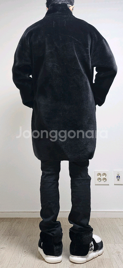 롱 무스탕 코트--5