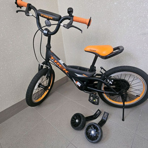 TREK JET 16인치 아동용 자전거+led 보조바퀴