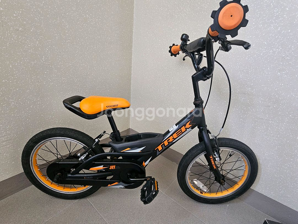 TREK JET 16인치 아동용 자전거+led 보조바퀴--2