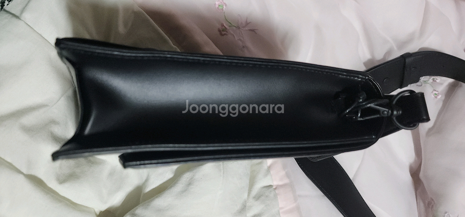 제이미원더 폰 크로스백과 보테가베네타 반지갑--7