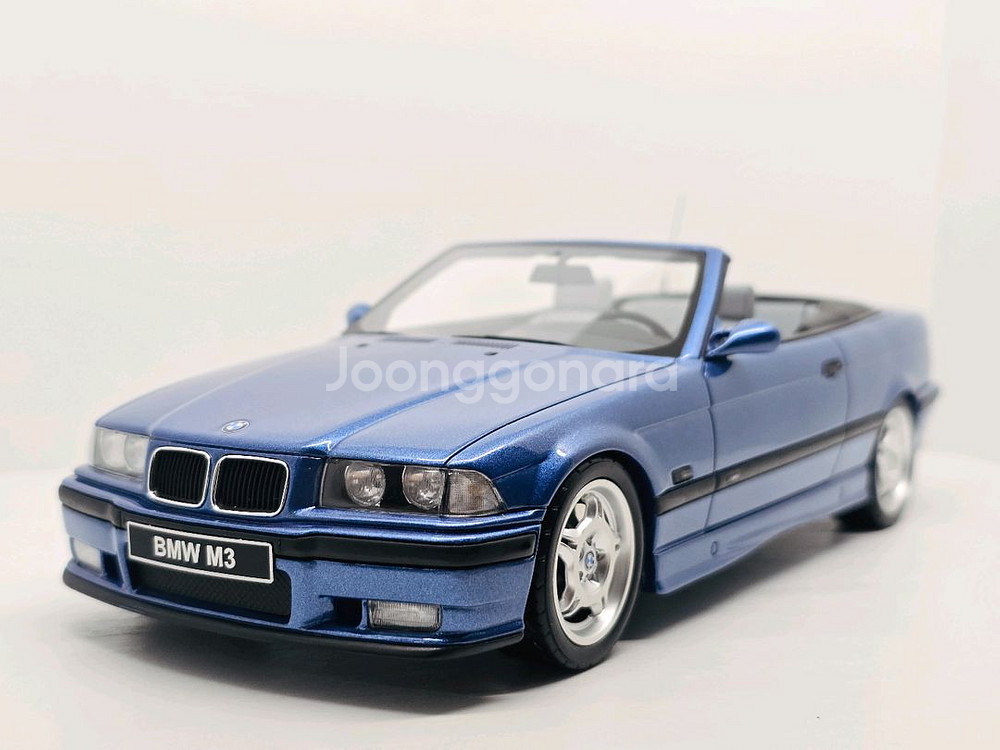 1/18 오또모빌, GT스피릿 BMW M2, M3 다이캐스트 판매합니다.--6