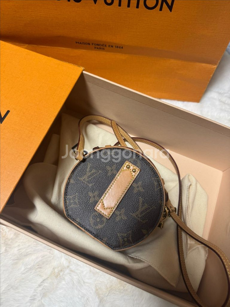 [풀구성]루이비통 부아뜨 샤포 미니백--1