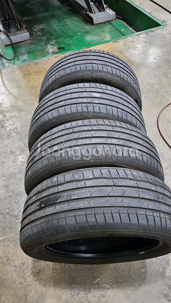 20인치 순정 휠타이어 세트--2