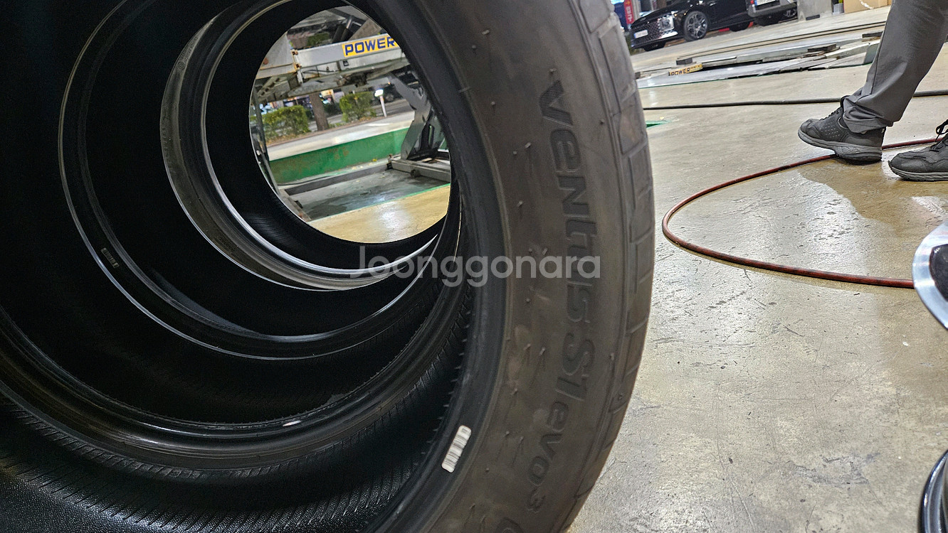 20인치 순정 휠타이어 세트--6