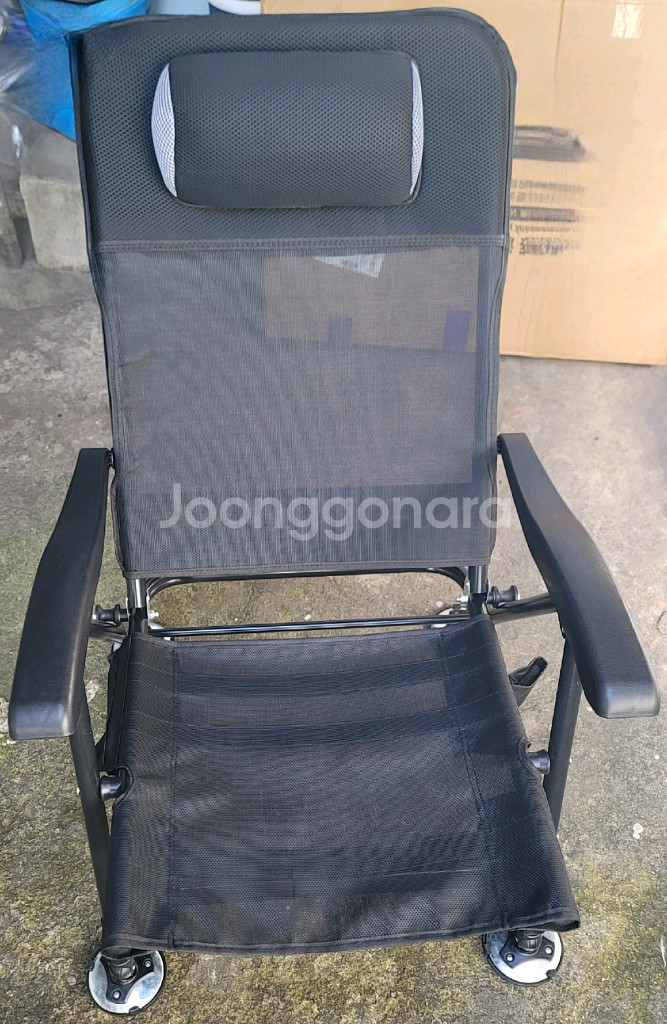 휴대용 접이식 의자--1