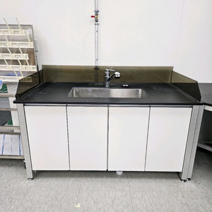 실험실 씽크대 이미지