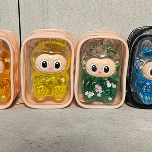 라부부 글리터 오일 피규어 스노우볼