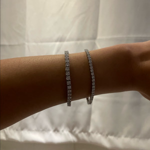 모이사나이트 다이아몬드 테니스 팔찌 팝니다