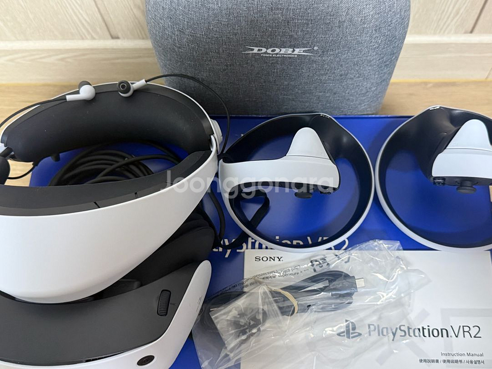 PS VR2 헤드셋 + 컨트롤러 2개 세트--3