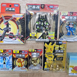 검은레쿠쟈/지가르데/리코/이브이/피카츄/개굴닌자