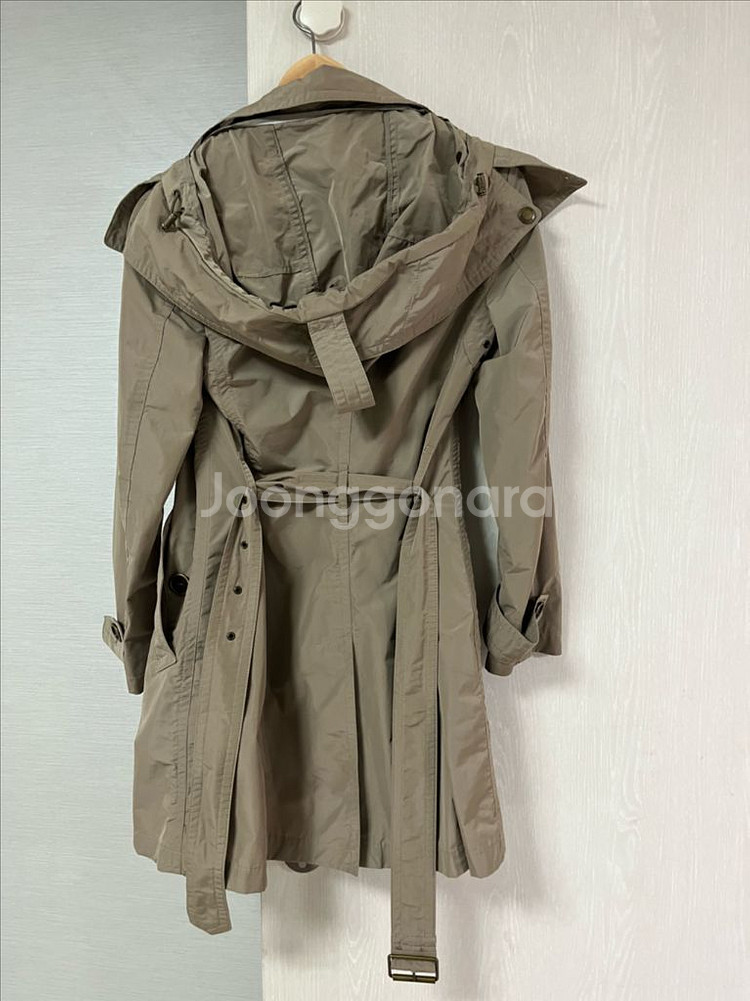 버버리 여성 트렌치코트--2