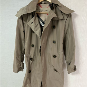 버버리 여성 트렌치코트
