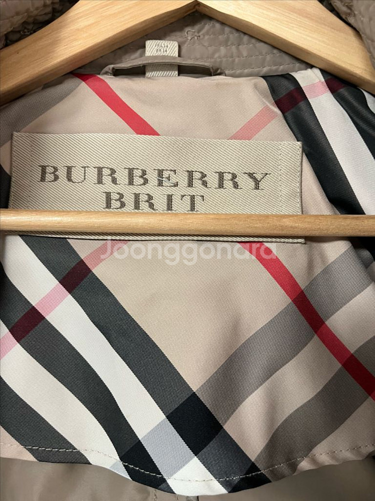 버버리 여성 트렌치코트--6