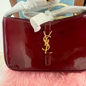 입생 페이던트백