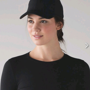 룰루레몬 블랙볼캡