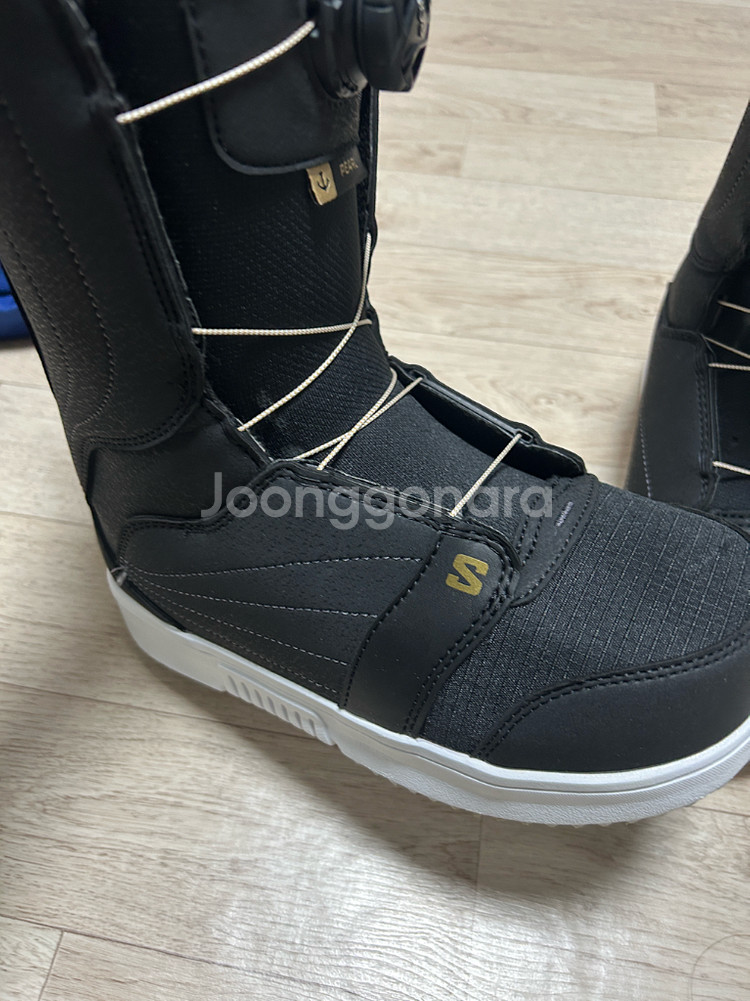 2324 살로몬 펄 스노우보드부츠 245 팝니다.--1