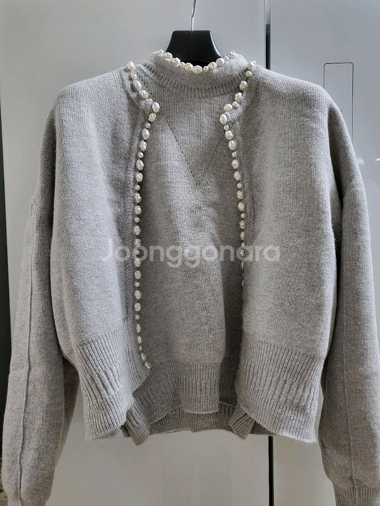 오브제 아뜰리에 펄 라인 니트 가디건 셋업--1