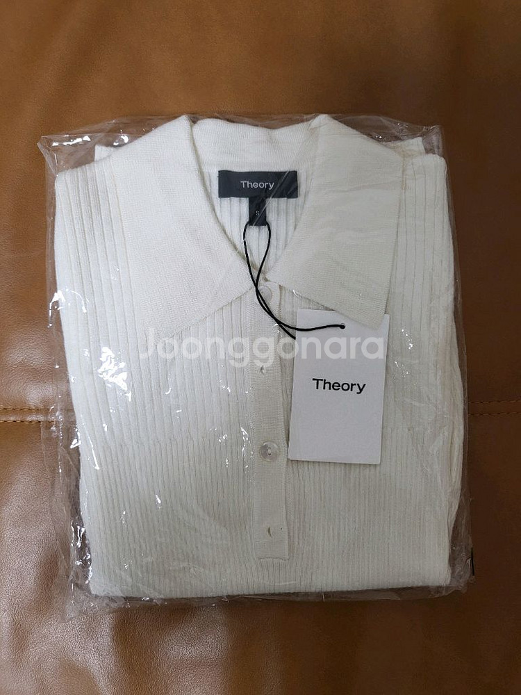 띠어리 여성 카라 5부 니트 새상품--2