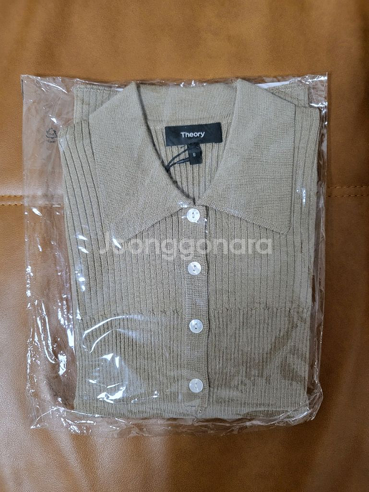 띠어리 여성 카라 5부 니트 새상품--3