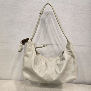 아카이브앱크 릿지 셔링 가죽 숄더백 슈가글로우