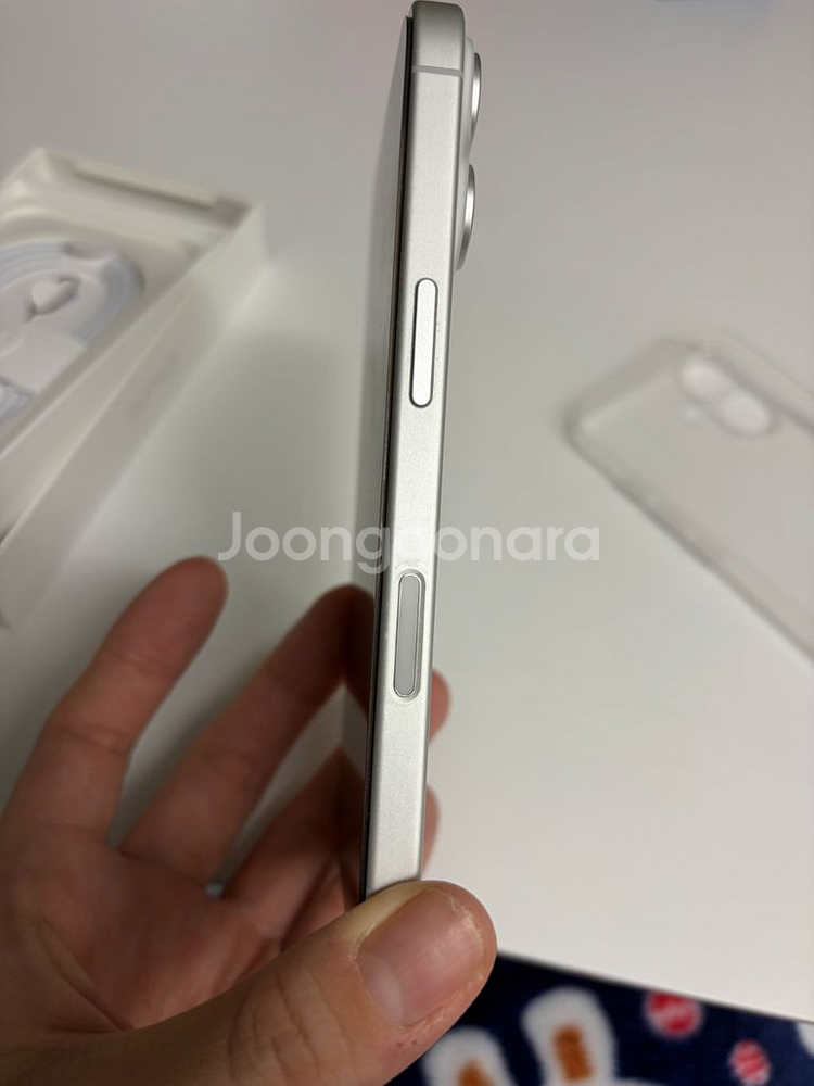 아이폰16 128 화이트 풀박스(베터리100%)--3