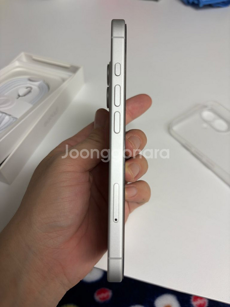 아이폰16 128 화이트 풀박스(베터리100%)--4