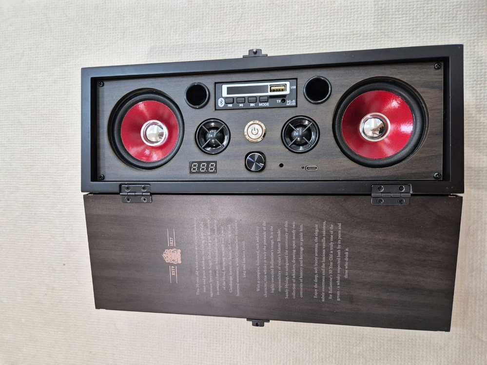 (수제작) 발렌타인30년산우드케이스 감성 블루투스스피커 이미지