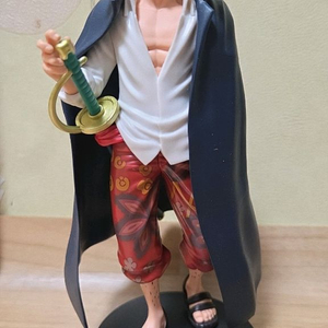 원피스 샹크스 피규어