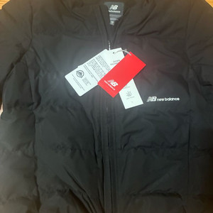 뉴발란스 패딩 팝니다