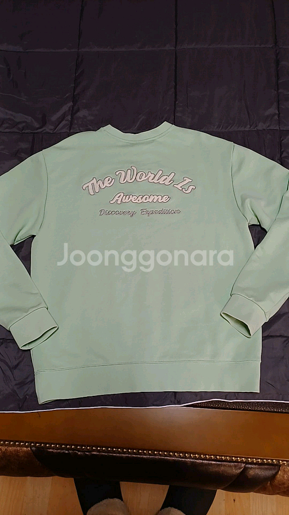 디스커버리 맨투맨 실측105 가슴58 기장69--2