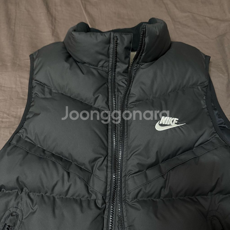 나이키 스톰핏 패딩베스트 판매합니다--2