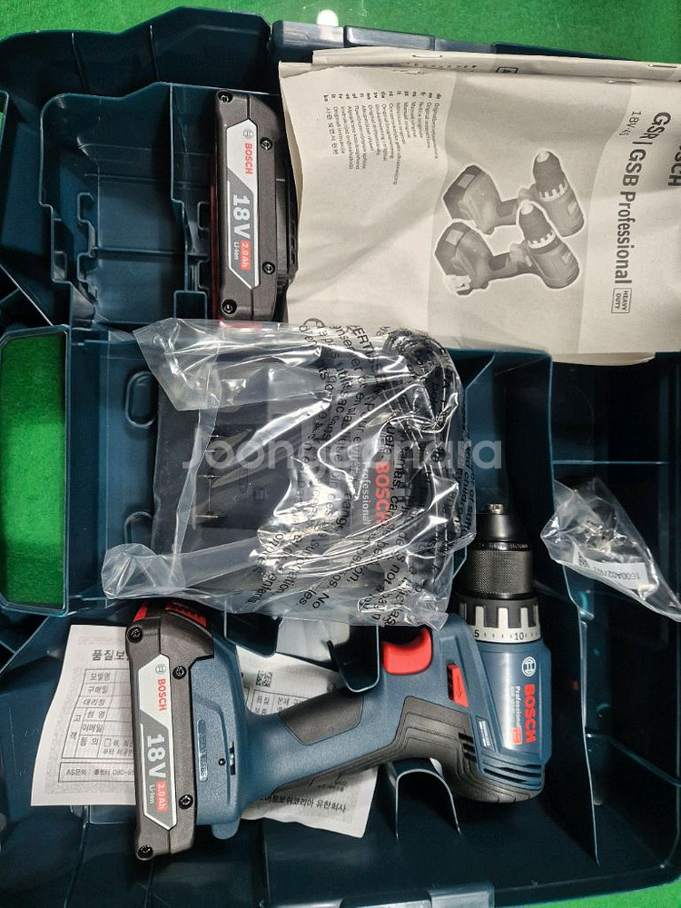 보쉬 GSR18V-45 충전 드릴 세트--0