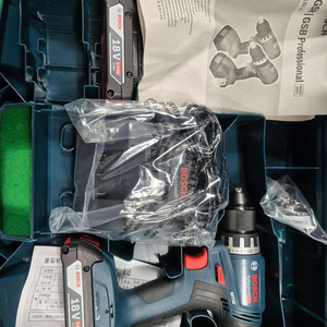 보쉬 GSR18V-45 충전 드릴 세트