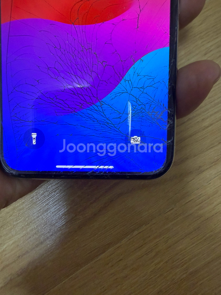 아이폰xs 강화유리만 깨진 액정만 판매--3