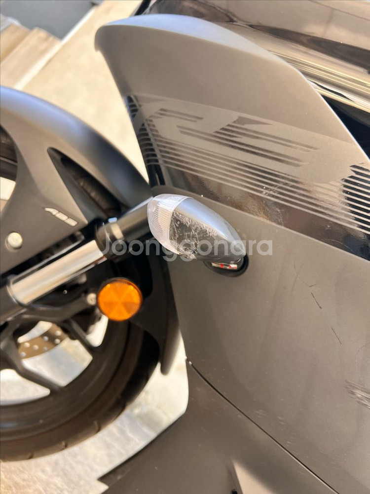 야마하 YZF-R3 ABS 블랙 슬라이더 장착 모델--6