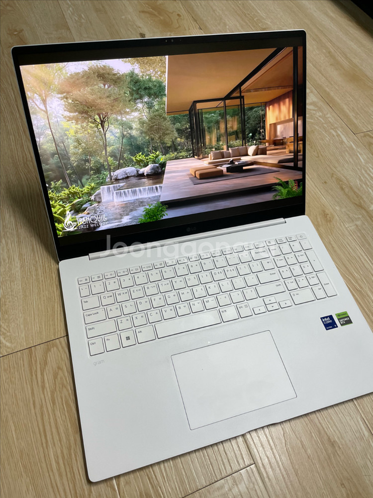 LG 그램 프로 17인치 노트북--2