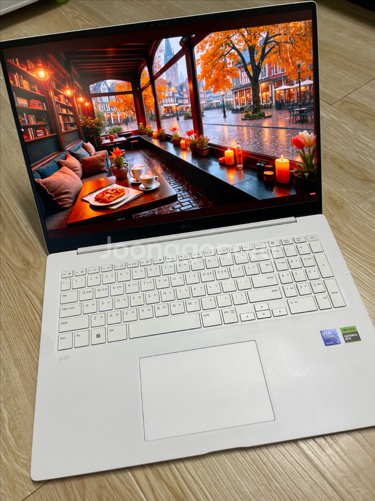 LG 그램 프로 17인치 노트북--1