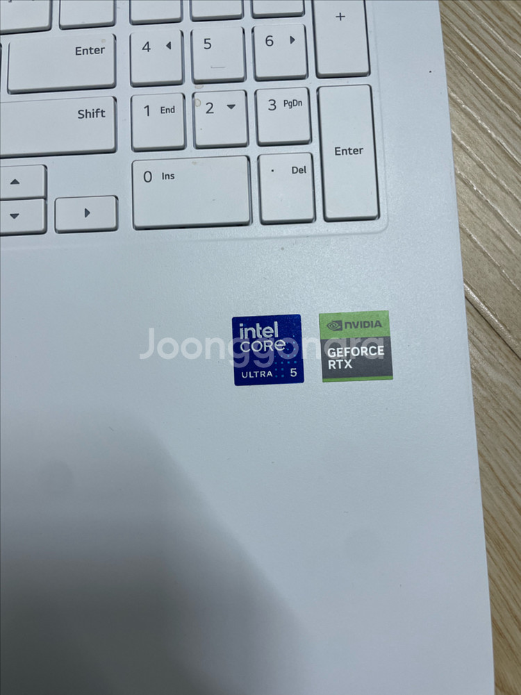 LG 그램 프로 17인치 노트북--3