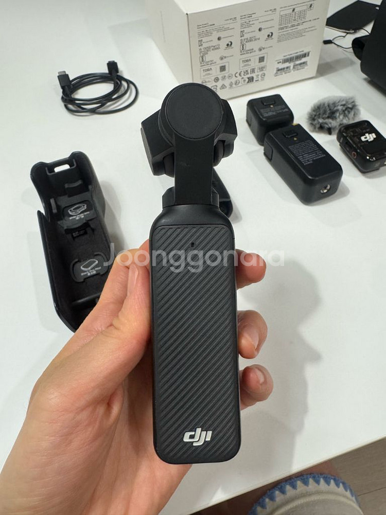 DJI 오즈모 포켓3 크리에이터 콤보--4