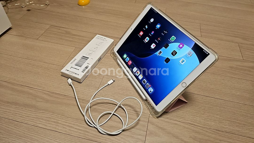 애플 아이패드 에어3 64gb 펜슬 포함 와이파이--0